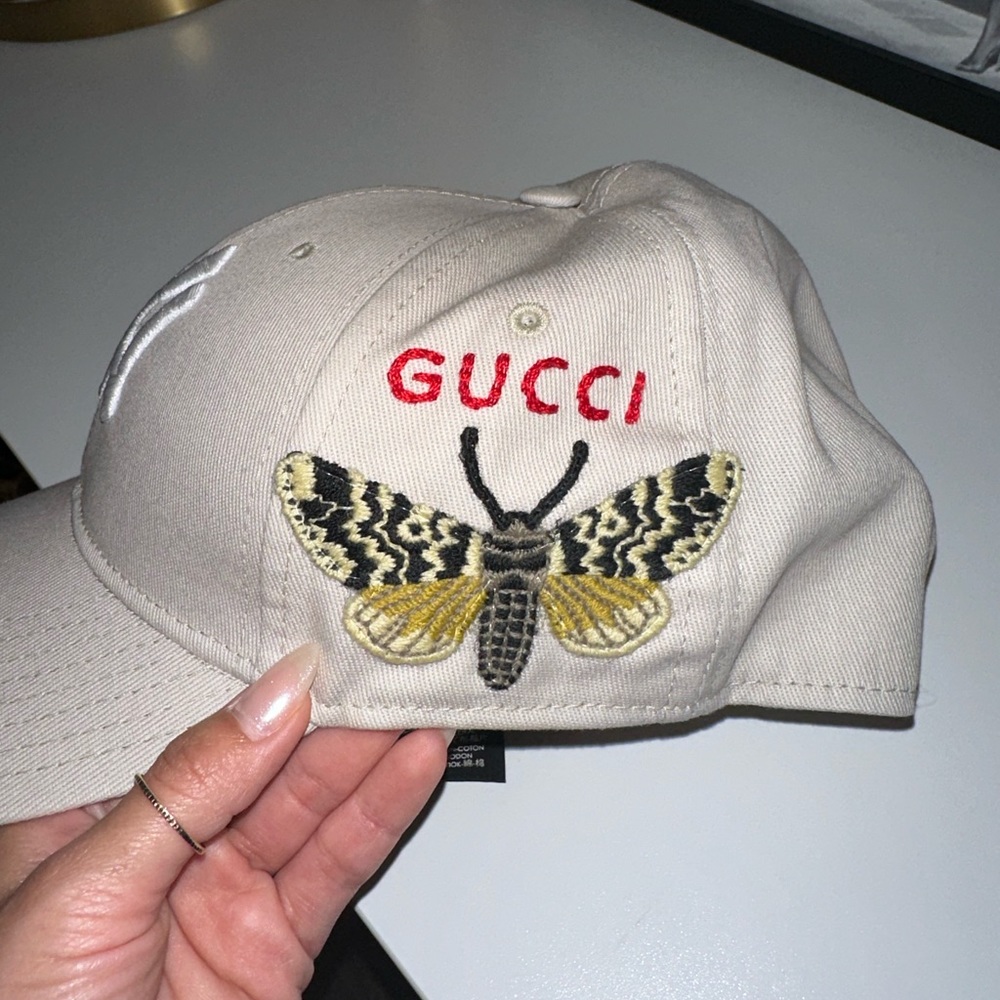 Gucci Beige Cap with Embroidered Details - Picture 4 of 5